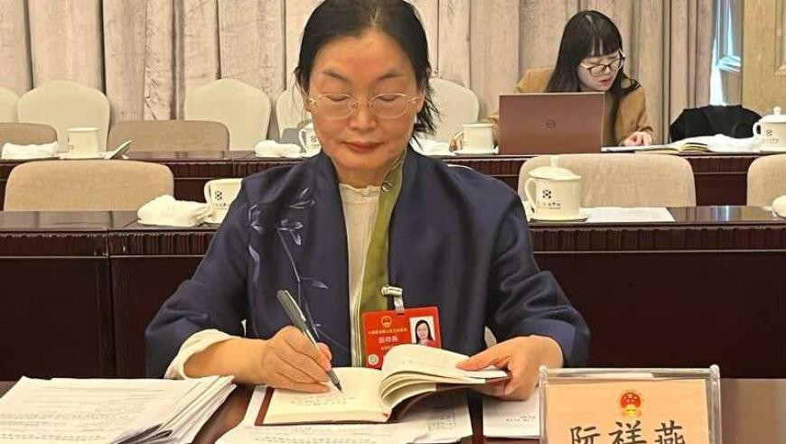 60岁老人出现白肺鱼肝油竟是元凶,626969澳门免费资料大全,社会责任方案执行_优选版V2.59
