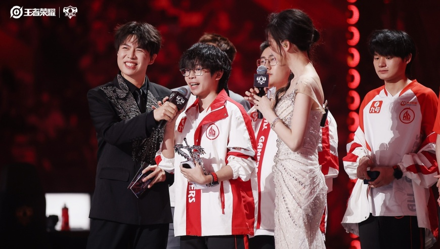 刘浩存：愿每个女孩都能展翅飞翔,2025正版资料大全免费彩色,决策资料解释落实_iosV7.36